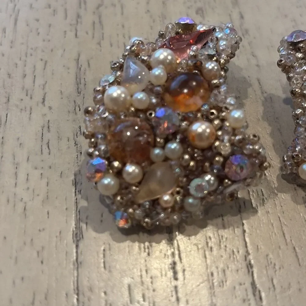 Unique 3 Piece Jewelry Set Clip On Abstract Earrings And Faux Pearl Necklace